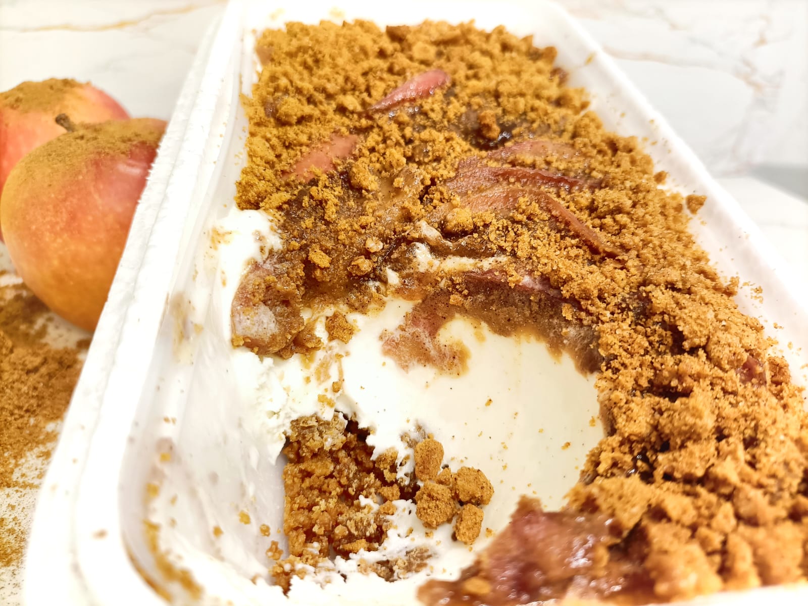 Apple Crumble Gelato Cake